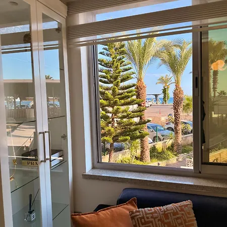 Apartamento Sa Apartments! Beachfront With Sea View & Pool